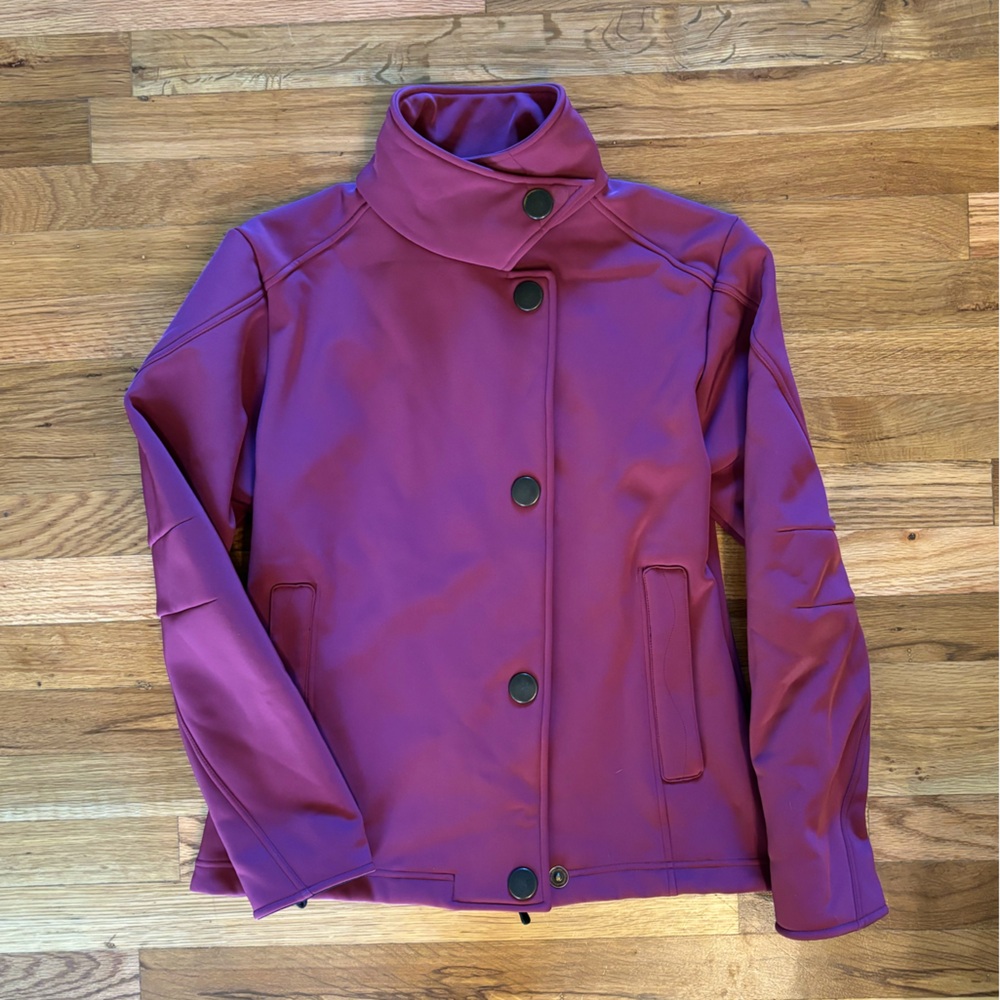 Women’s Core Concepts Jacket - Size Medium